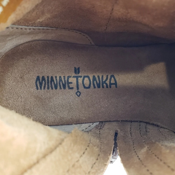 Minnetonka Fringe Boots Size 6 Tan Brown Suede Moccasins Ankle Booties Western - Picture 6 of 11